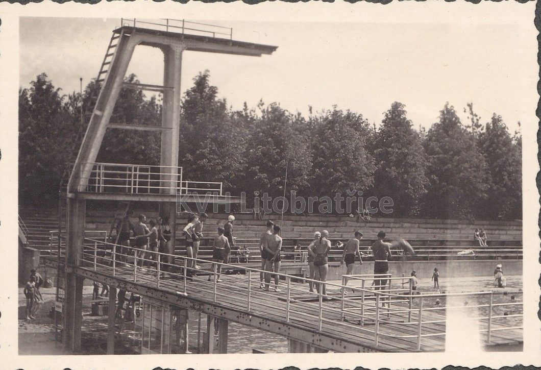 Plavecký bazén, Norimberg, Německo.